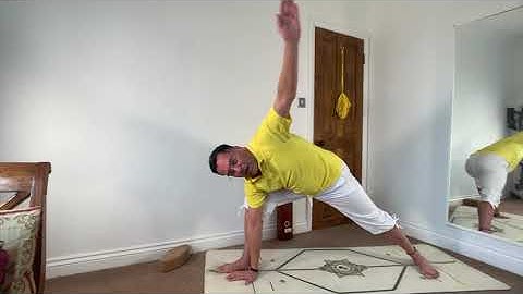 Yoga for Beginners: Trikonasana - Triangle Pose with variations