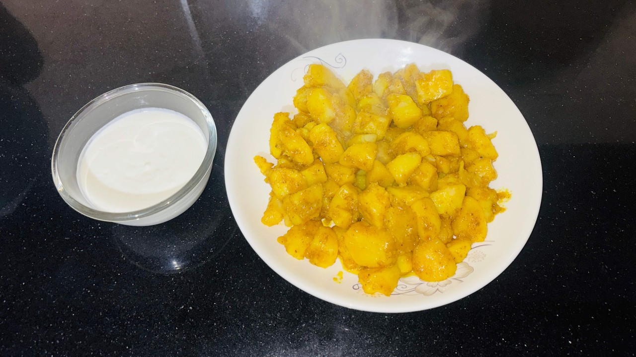 کچالو سیر دار! | Garlic Potatoes recipe