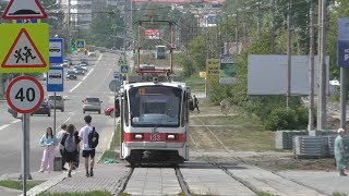 "По Ленинградскому проспекту". 71-407 СМЕ №133+134 следуют через остановку "Площадь Танкостроителей"