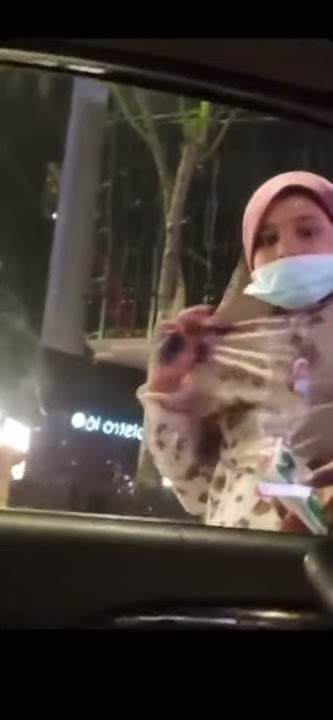 Azwan Ali chased kid beggar away at Pavilion