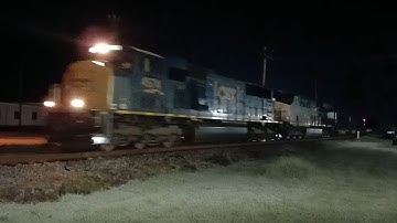 CSXT 4574 SD70MAC Leads CSX Train C319 Through Clinton SC 
