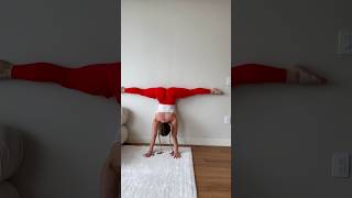 Name This Handstand Variation? #Flexibility #Stretching #Yogagirl