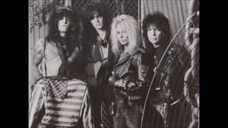 Motley Crue Piece of your Action live