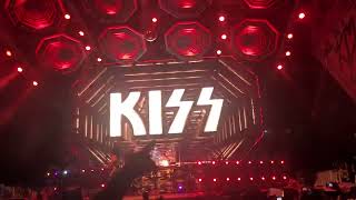 KISS -War machine , Heaven's on fire . Ribeirão Preto,SP,01/05/22,Brazil,4K