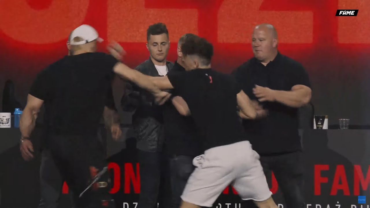 FRANIO ATAKUJE PARAMAXILA | FAME MMA