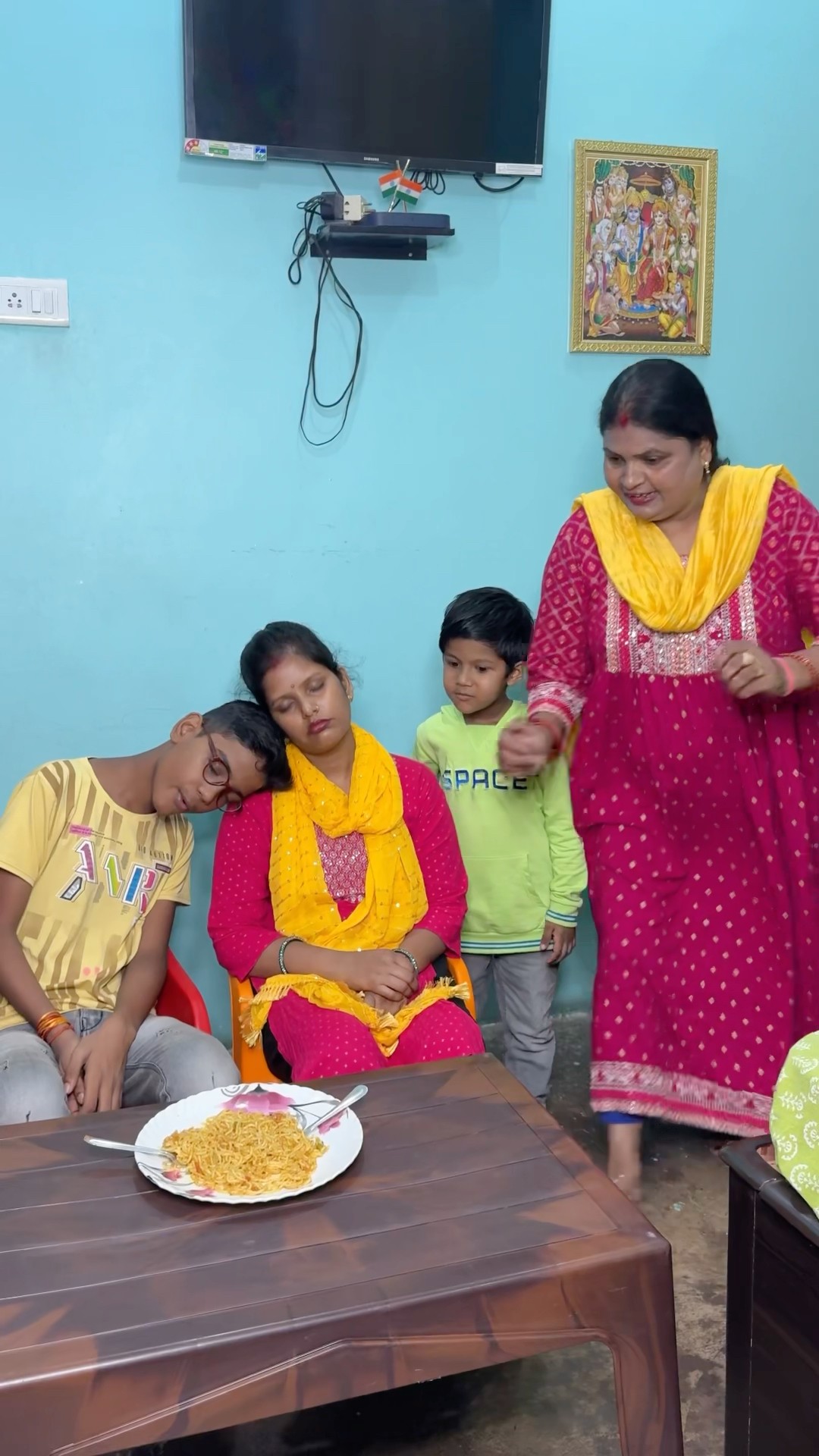 Bakri ko bhi Maggi khana hai ?? most funny short #shorts #funny #comedy #ytshorts #comedyvideo