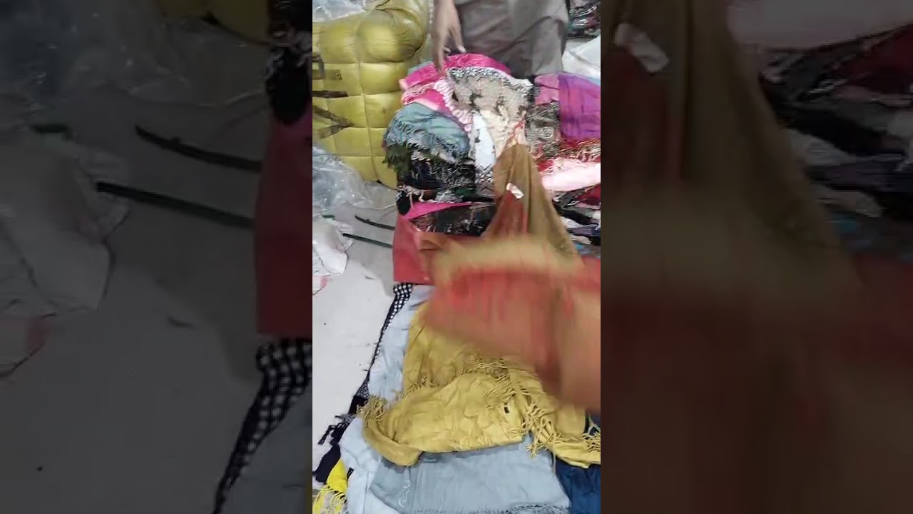 اوریجنل ونٹر شال۔  k555 40 کلو کا بنڈل۔ 168 دانہ نکلا۔ ریٹ 32000