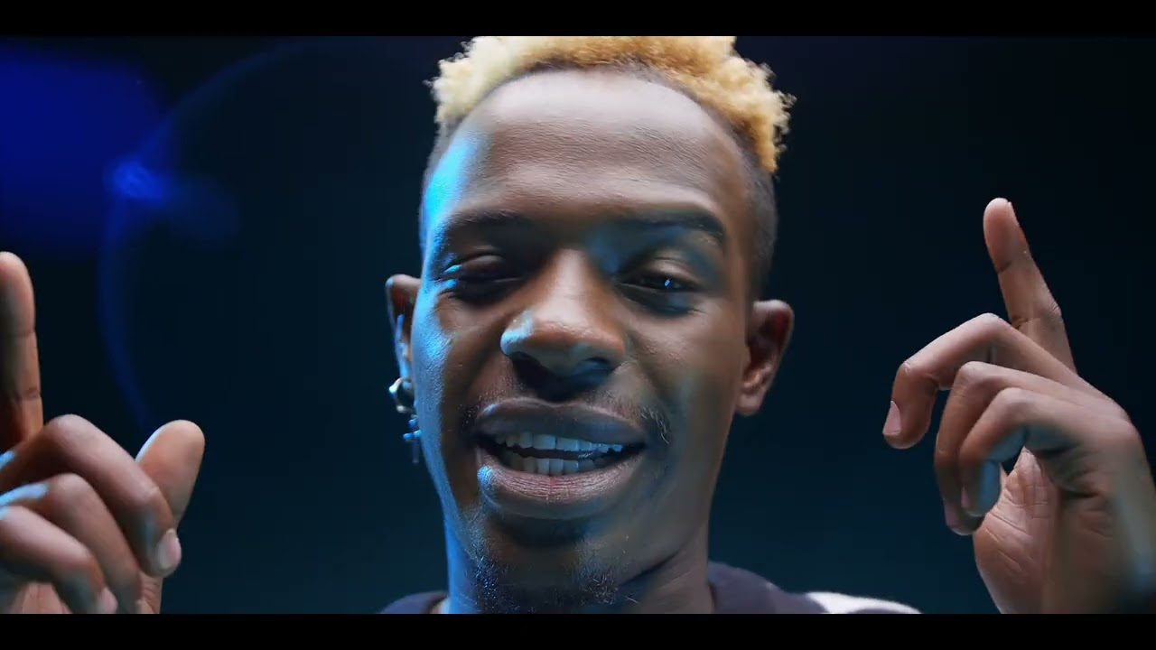 在 YouTube 上观看 7. SaintFloew - Musande (Official Music Video) 在 YouTube 上观看 7. SaintFloew - Musande (Official Music Video)