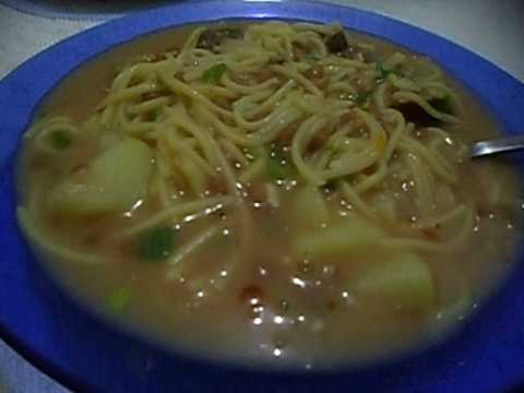 sopa de macarrão com feijão e com batata e carne magra sopa de macarrão com feijão e com batata e carne magra