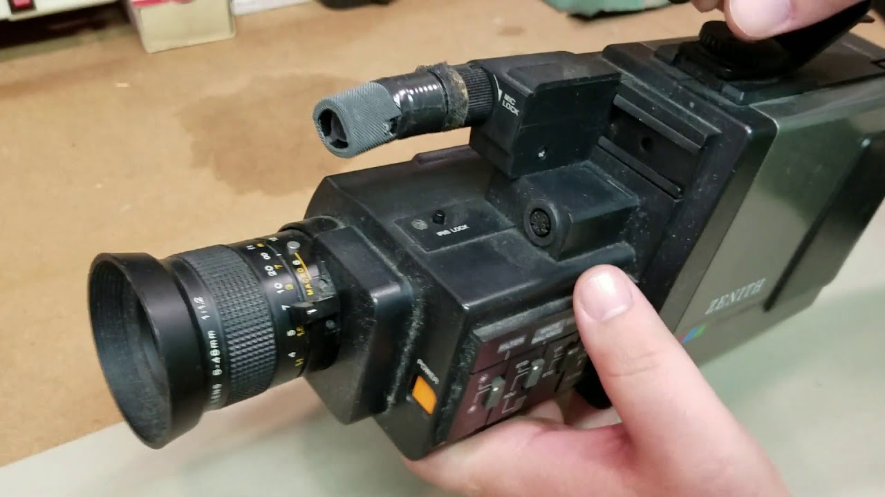 (未使用･未開封品)Man With a Video Camera [DVD] Samsung VP-DX100/XEU DVD Camcorder (34x Optical Zoom