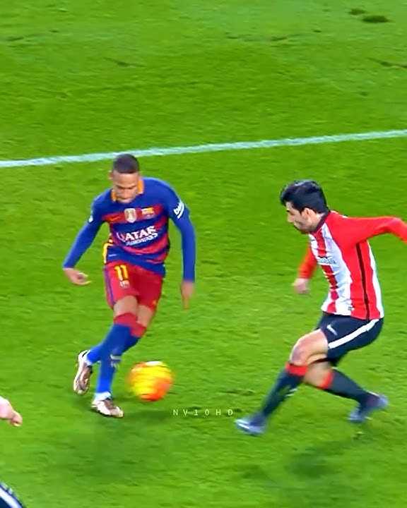 Neymar King of Dribbling skills 😍