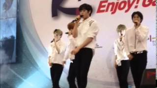 [150503] New Planet Icons / N.P.I - She Walks Like Rihanna (Cover)