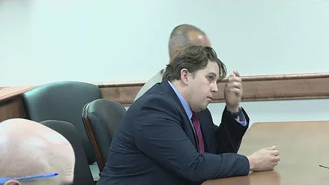 2 officers plead not guilty to charges related to unlawfully detaining truck driver at Medina bar