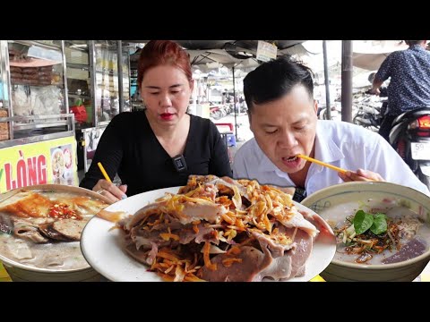 Video Bất ngờ với CHÁO LÒNG HEO LUỘC ngon-bổ-rẻ ngay khu Chợ... - youtube