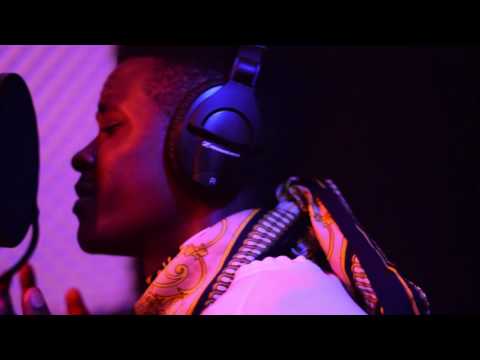 Tibyemizaano by  Mat Henry