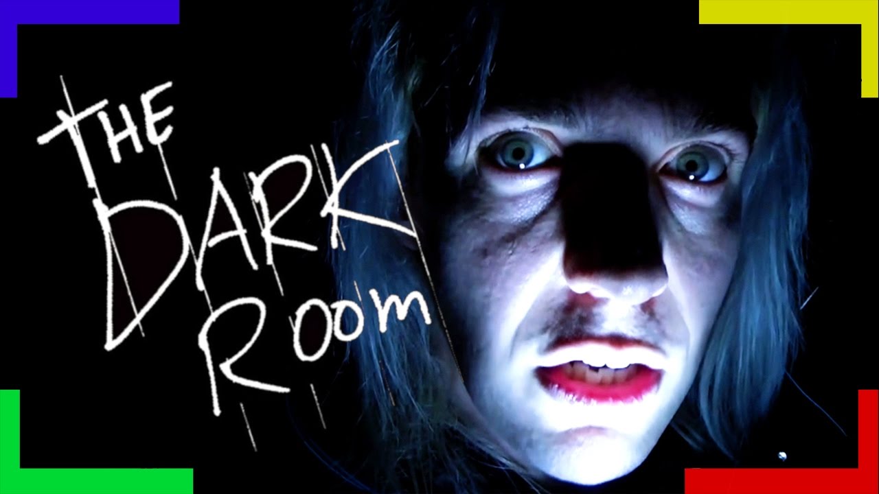 Insomnia59 | THE DARK ROOM