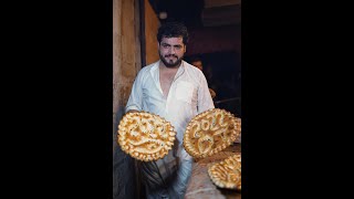 Afghani Naan Roti Making #ytshorts #bread #naan #roti #afghani