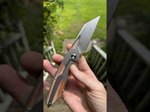 A fantastic modern folder!    