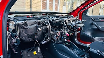 Rebuilding a 2018 Skoda Fabia mk3 from copart dashboard removal & install P160900