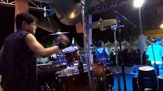 Bon jovi its my life cover @Pensi kampus kwik kian gie