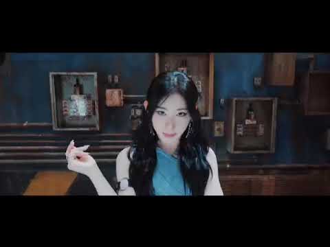 MCND - nanana (InShot Official Music Video)