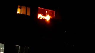 Видео Пожар в одной из квартир дома № 16 на Бульваре Ленина в Тольятти от ЧП Самара, бульвар Ленина, Тольятти, Россия