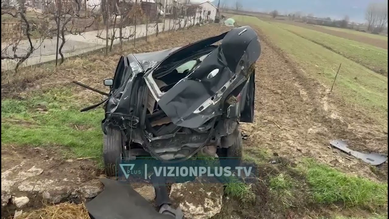 Aksident në Korçë-Pogradec, shoferi humb kontrollin e makinës dhe përplaset me barrierat!