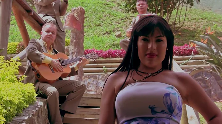 DAMA Y SEORA KAROL TORRES