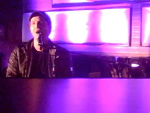 3rd Annual Star Magazine's "All Hollywood" Event - Performace by Gavin Degraw - I Don't Want To Be