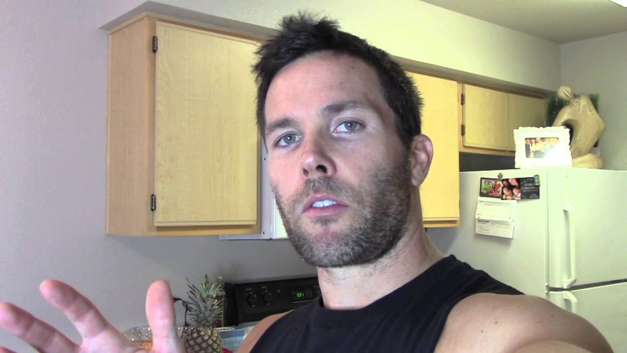 WHAT I EAT IN A DAY!!