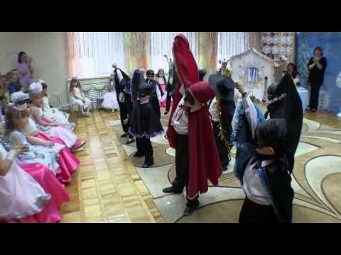 танец сыщиков в детском. танец сыщиков. танец сыщиков в дс. сыщик на новогоднем утреннике в детском саду. танец сыщиков в детском саду на новый год.