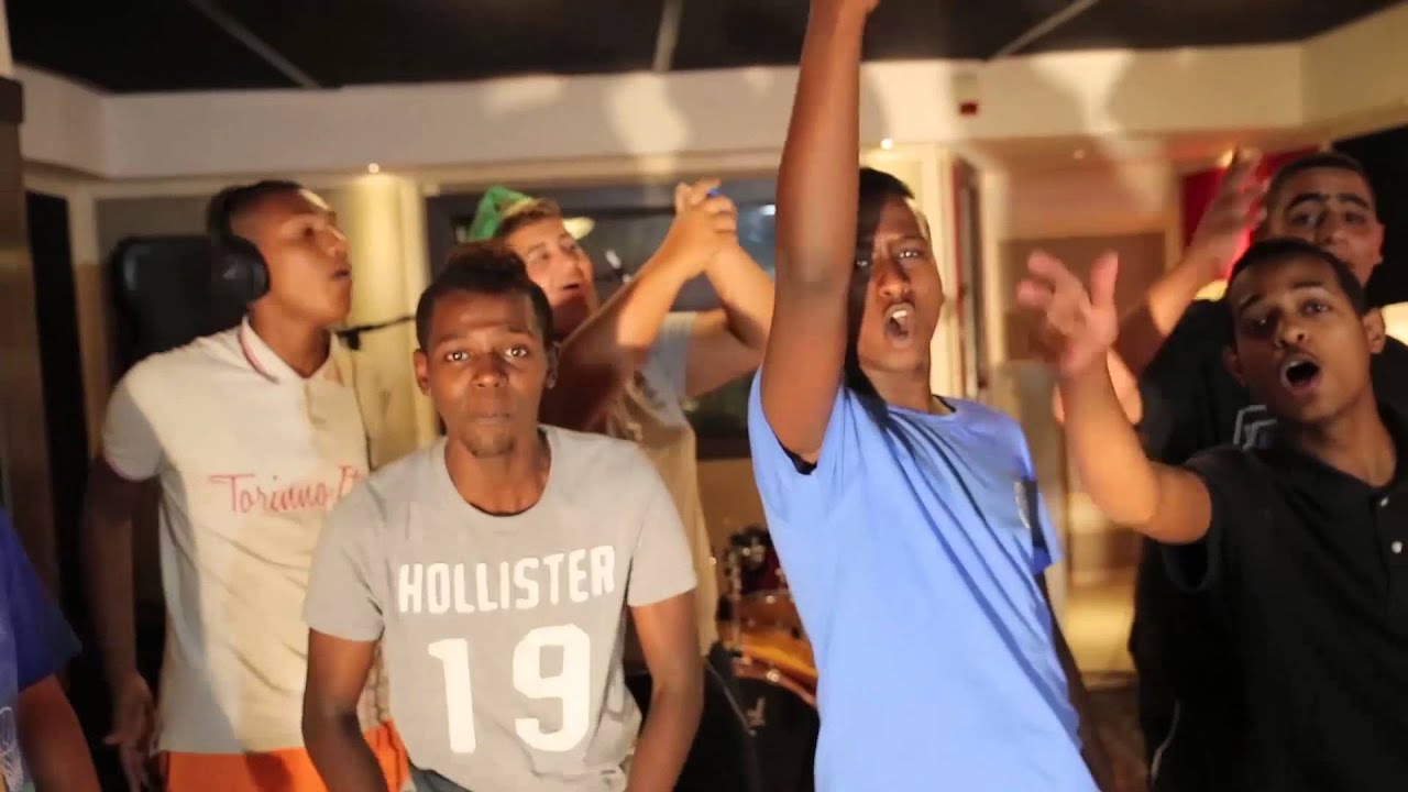 עמל רחובות - עף אל החלום