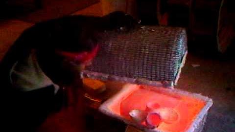 SIMON LEACH HANDMADE POTTERY ~ Raku 2