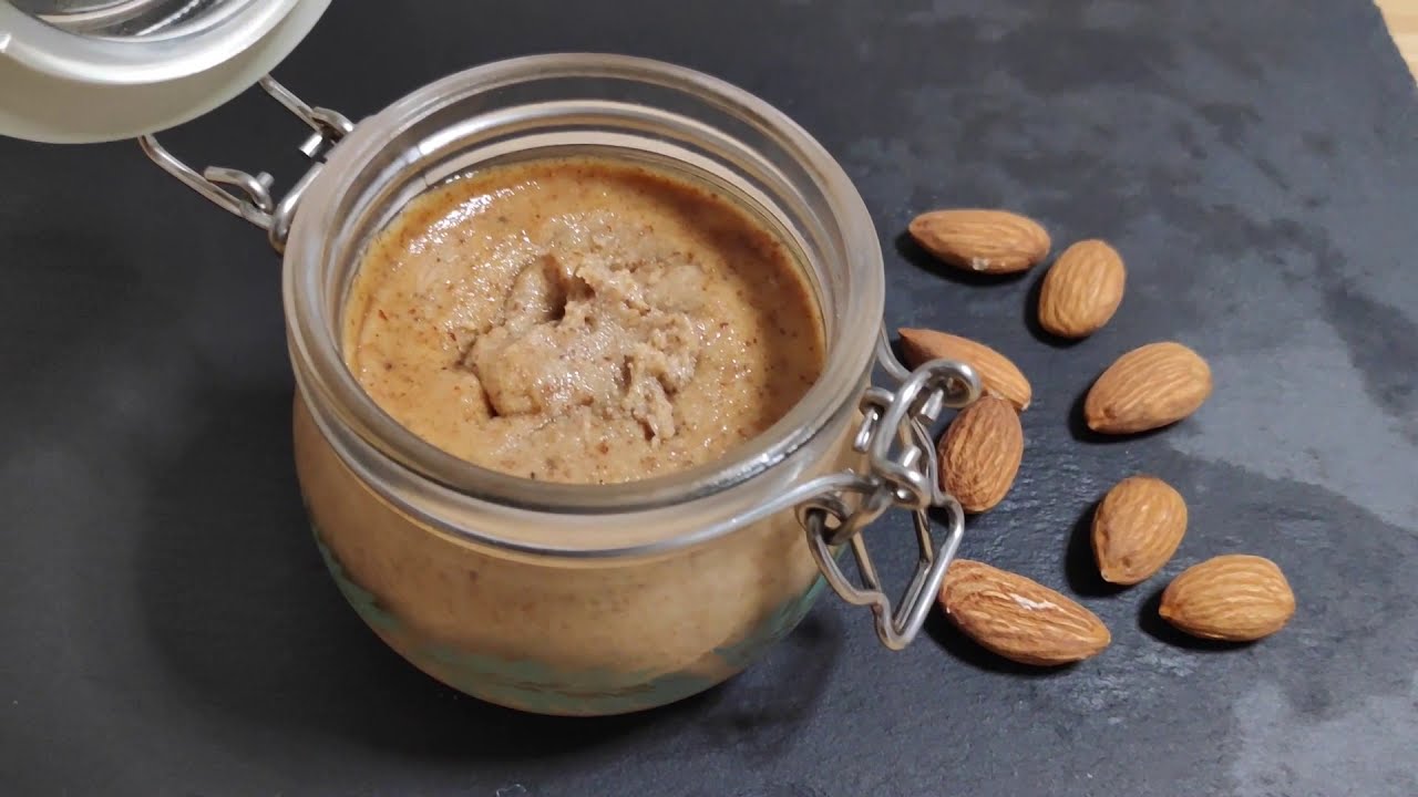 自家製濃厚杏仁醬 (Homemade Creamy Almond Butter)