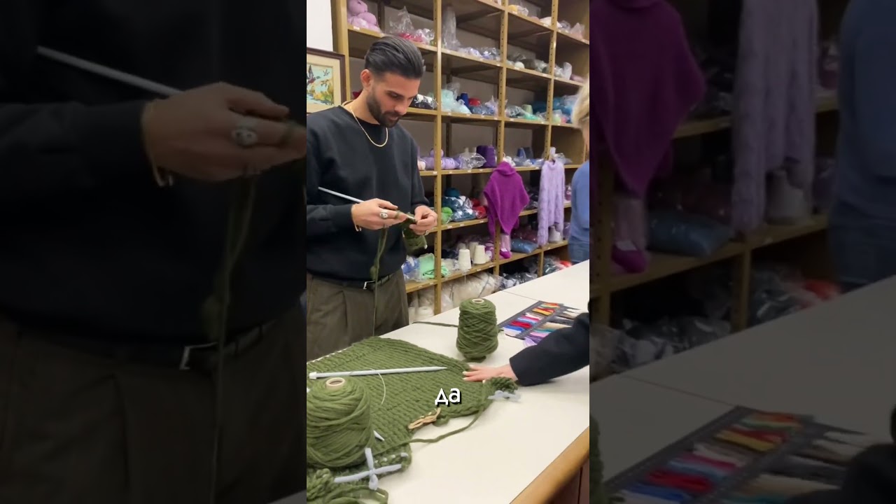 Красавчек итальянец вяжет😍🔥💥 