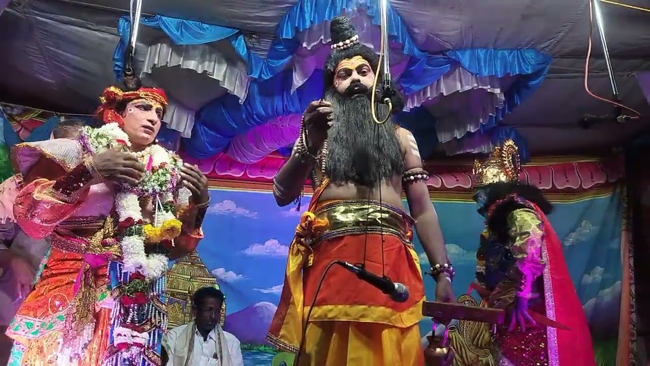 కిష్టాపురం అల్లిసాహెబ్ ఉరుసు సందర్భంగా బ్రహ్మంగారి నాటకంలోసిద్దయ్య పాత్రగా కె నర్సింహులి కిష్టాపురం 