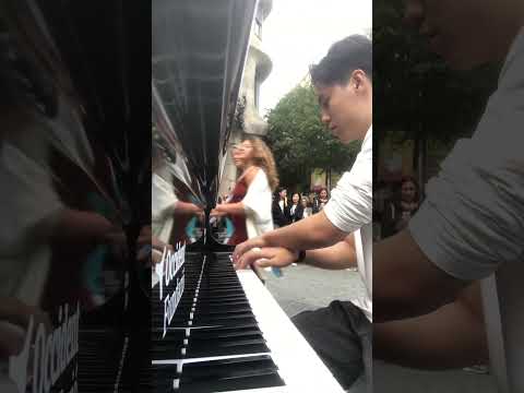 路小雨 By Jay Chou 周杰伦 Spain Public Piano Foryou 