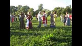 Танцы на траве. Ижевск. 2013г.