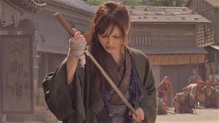 Blind Woman Turns Out To Have Deadly Sword Skills, Even 100 Yakuza Are No Match For Her