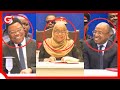 RAIS SAMIA MWINYI Na WAZIRI MKUU MAJALIWA WALIVYOVUNJWA MBAVU Na WAIGIZAJI STEJINI RAIS SAMIA MWINYI Na WAZIRI MKUU MAJALIWA WALIVYOVUNJWA MBAVU Na WAIGIZAJI STEJINI