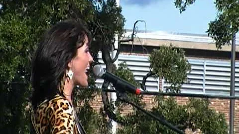 Sarah Percy Band covers Aint No Sunshine