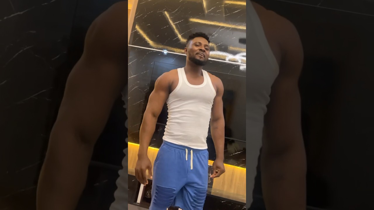 🎬🎬 MAURICE & DRAMA DOLL have fun on set 😍✨✨ 