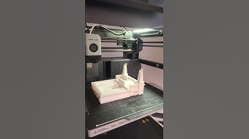 Bambu lab p1p printing birdhouse #shortvideo #3dprinted #3dprinter #bambulabs