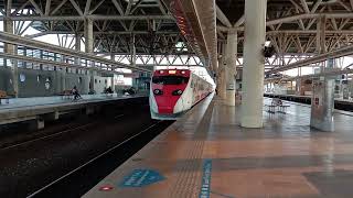 422次普悠瑪進出潮州站+511B次雙機莒光號(E230+E209)進入潮州站