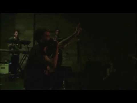 Μόνιμος Κάτοικος &