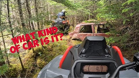 Ontdek verborgen paden en verlaten auto