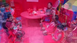 Red Day - Giraffe Preschool at Old Washermenpet