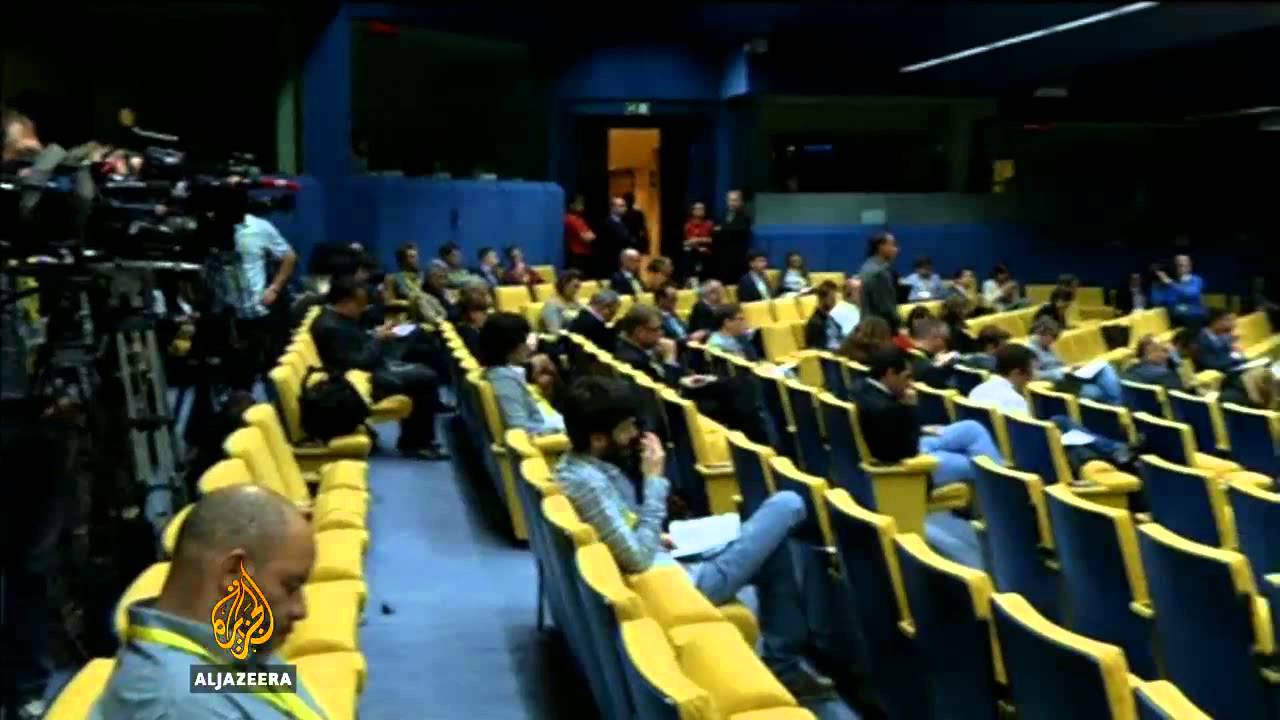 روسيا تسعى لإجراء محادثات بشأن إقامة دولة شرق أوكرانيا