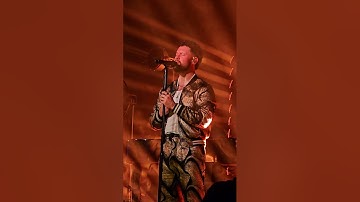 CALUM SCOTT & WHITNEY HOUSTON - I Wanna Dance With Somebody (Who Loves Me) Live in Madrid 4K