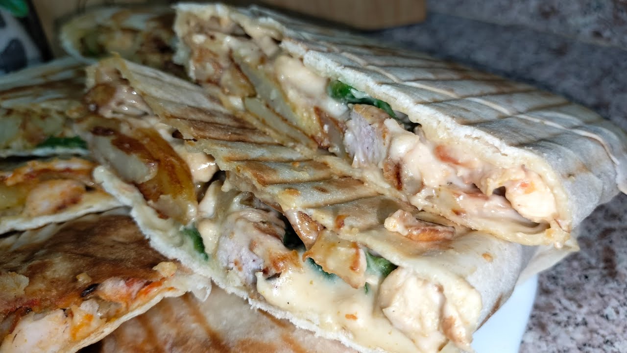 طاكوس المحلات😍 وطريقة صنع خبز الترتيلا وصلصة الجبن😋راح تولو محترفين فيه ومتزدوش تشروه من برا